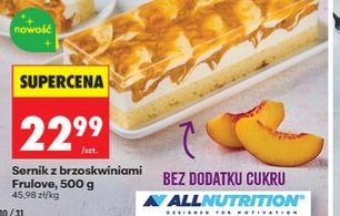 Sernik z brzoskwiniami