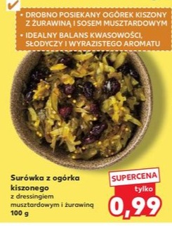 surówka z ogórka kiszonego z dressingiem musztardowym i żurawiną